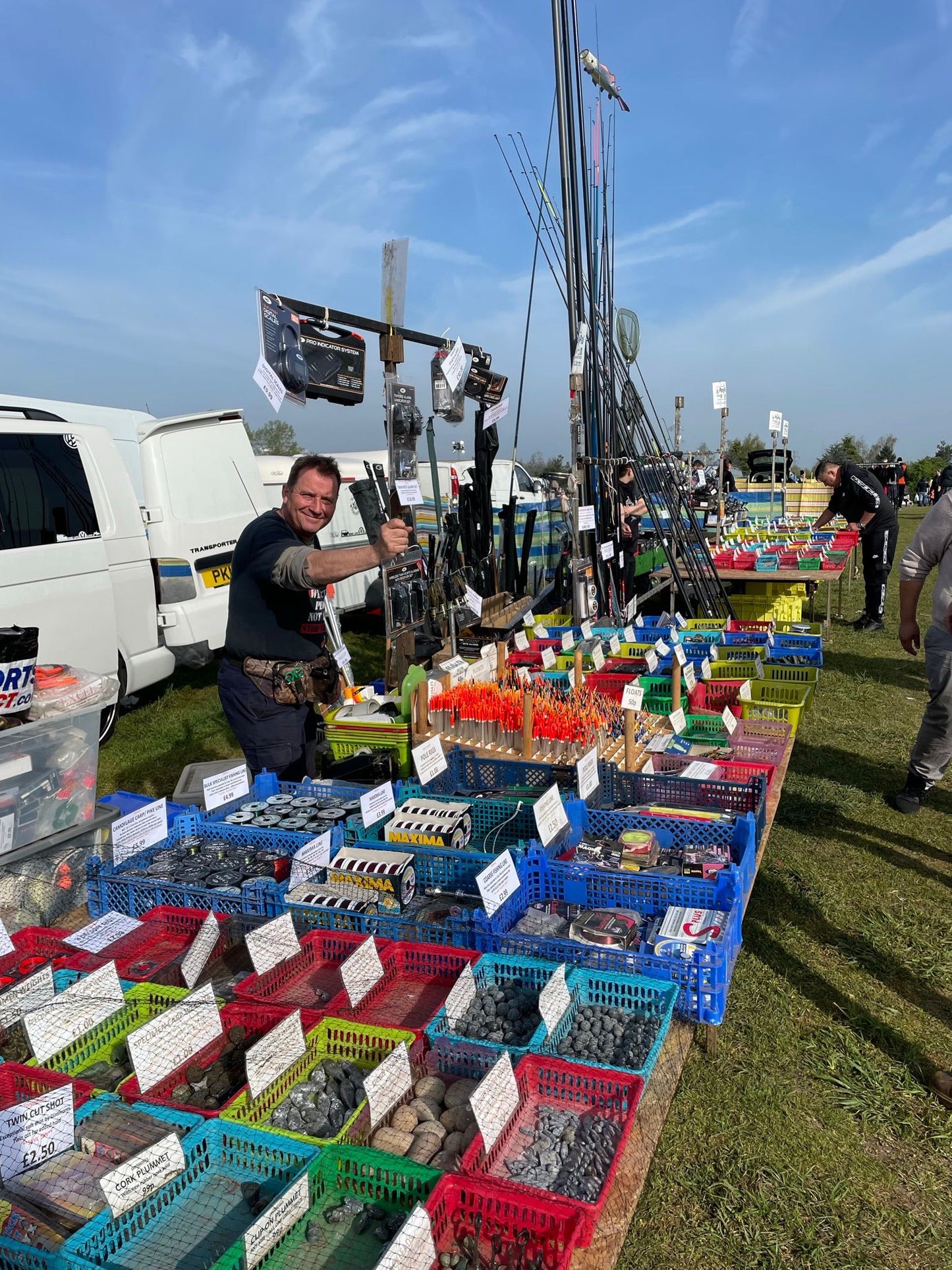 Joblot Wholesale Car boot resellers box (50 - 100 items) - Mystery Deals